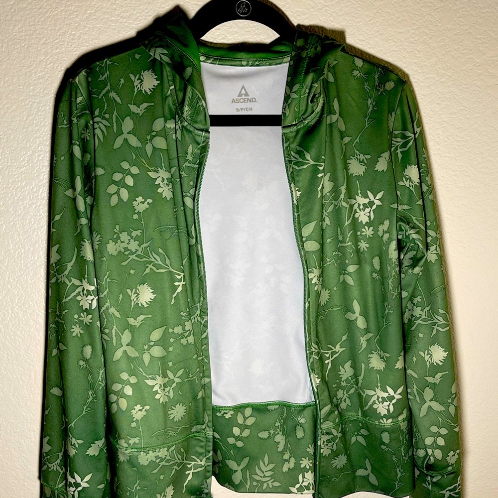 Ascend Ladies light hoodie jacket